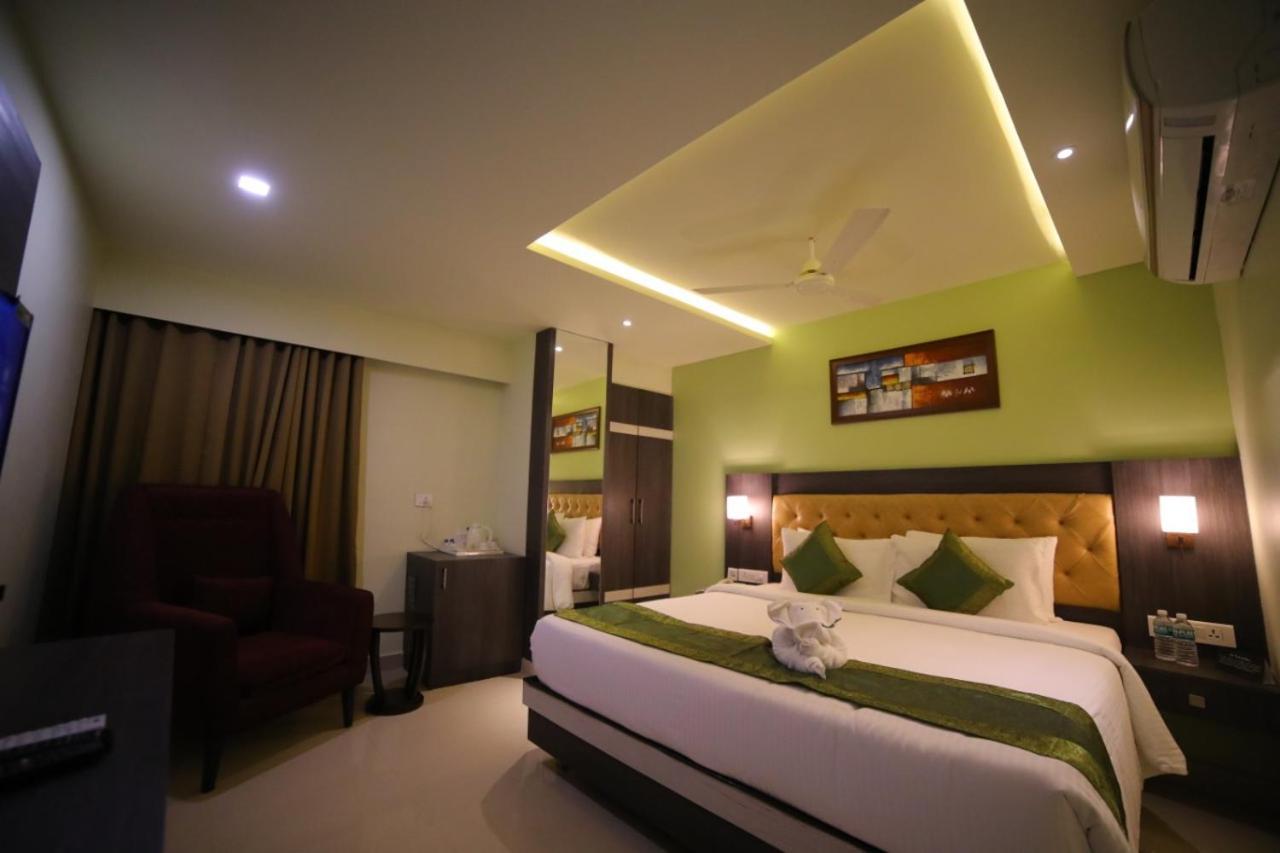 Olive Tree Hotel Vijayawāda Extérieur photo