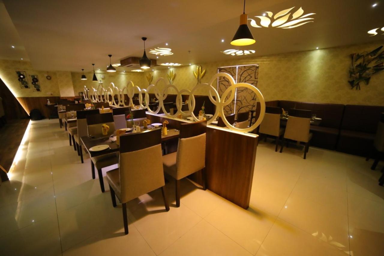 Olive Tree Hotel Vijayawāda Extérieur photo