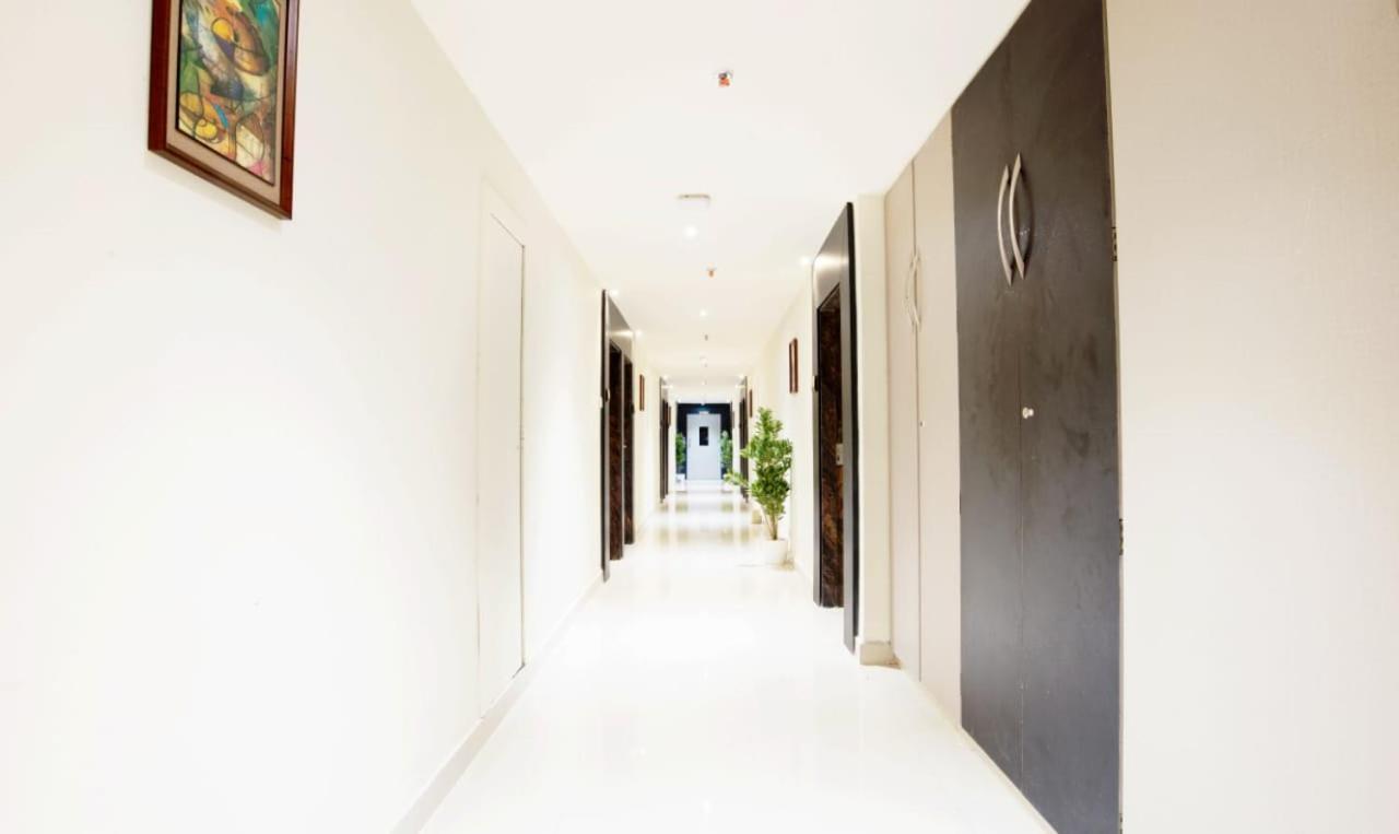 Olive Tree Hotel Vijayawāda Extérieur photo