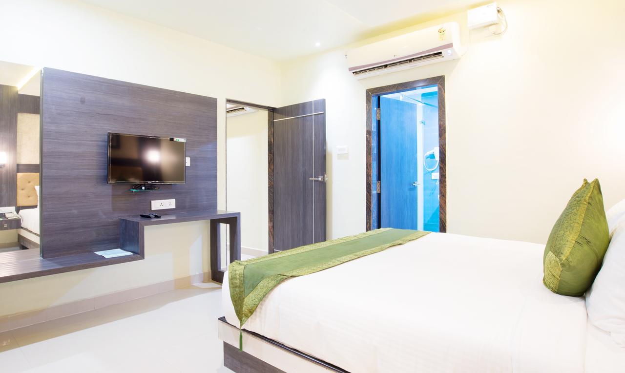 Olive Tree Hotel Vijayawāda Extérieur photo