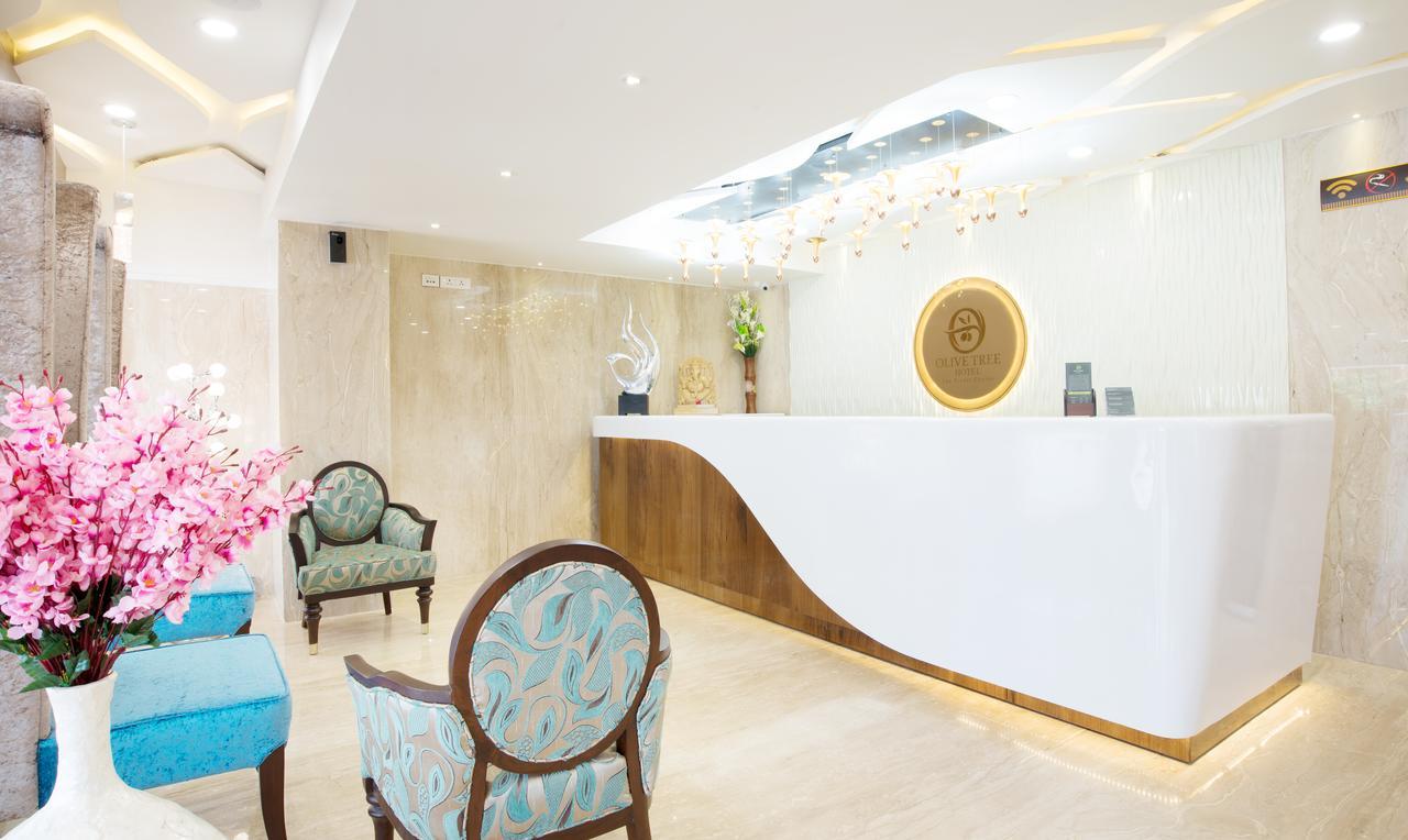 Olive Tree Hotel Vijayawāda Extérieur photo